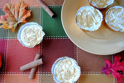 Mini Pumpkin Swirl Cheesecakes 02