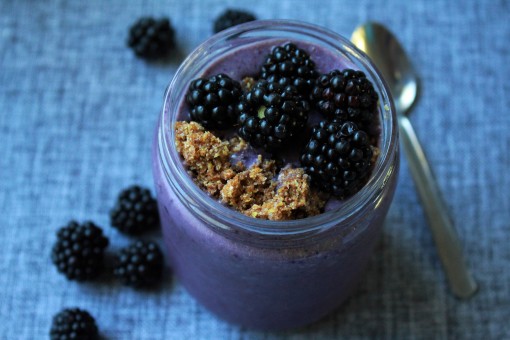 feature-photo-for-blackberry-crumble-vegan-smoothie