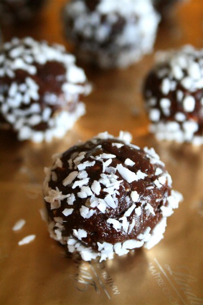 Must-Have Chocolate Snack Balls 01 Must-Have Chocolate Snack Balls 01