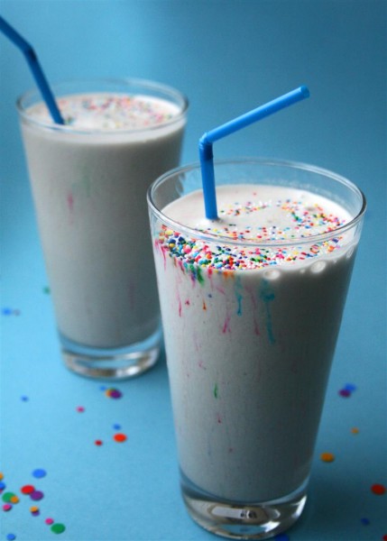 Birthday Cake Milkshake 01